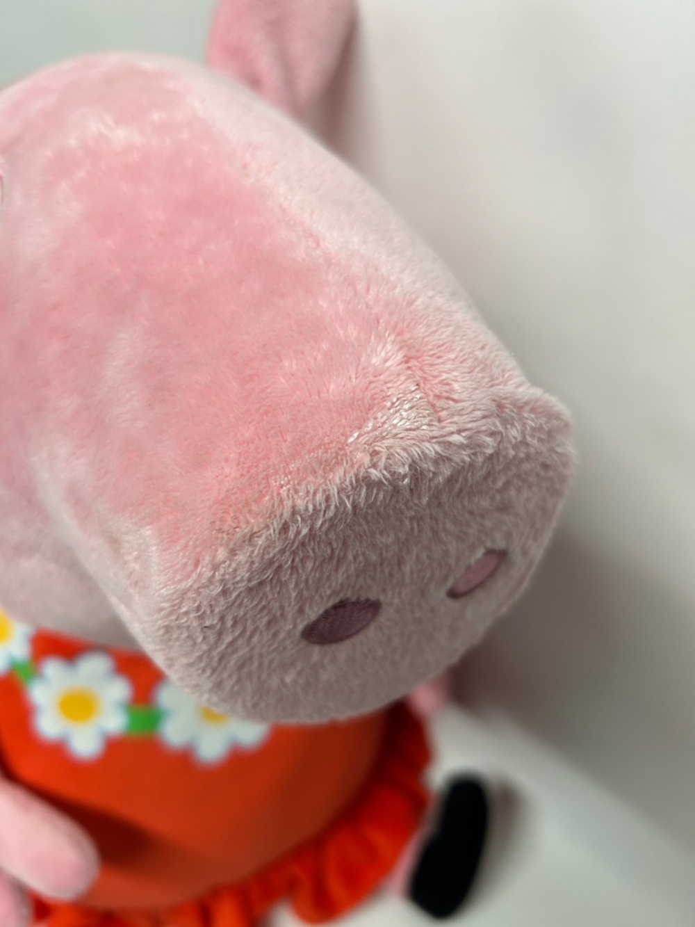 Hasbro Peppa Pig Jumbo Plush 24” Stuffed Animal Floral Dress 2021 Large Toy - Picture 3 of 6